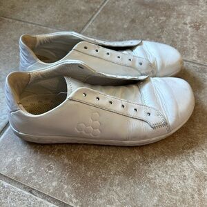 Vivo Barefoot Shoes (Geo Court)